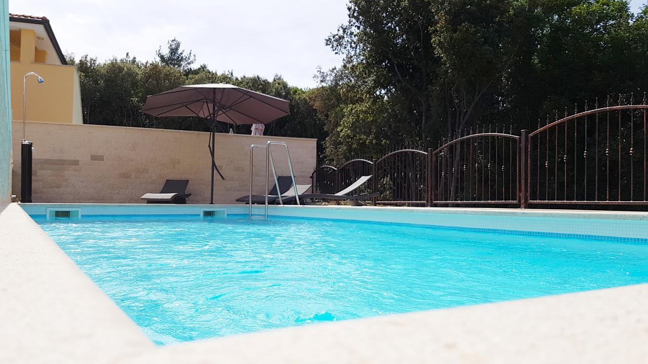 Villas Simag Banjole Exterior photo