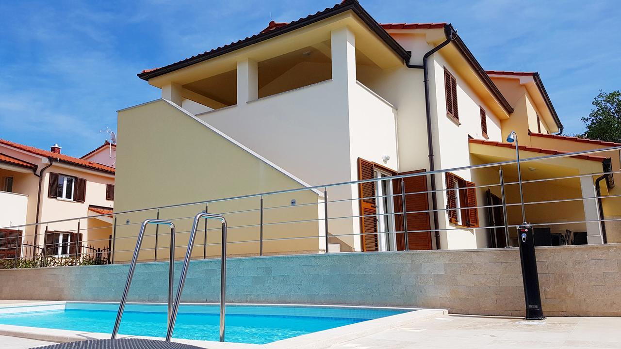 Villas Simag Banjole Exterior photo